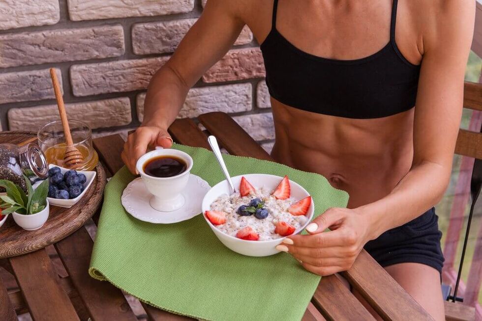 Quando si tratta di perdere peso, la colazione è il pasto più importante della giornata.