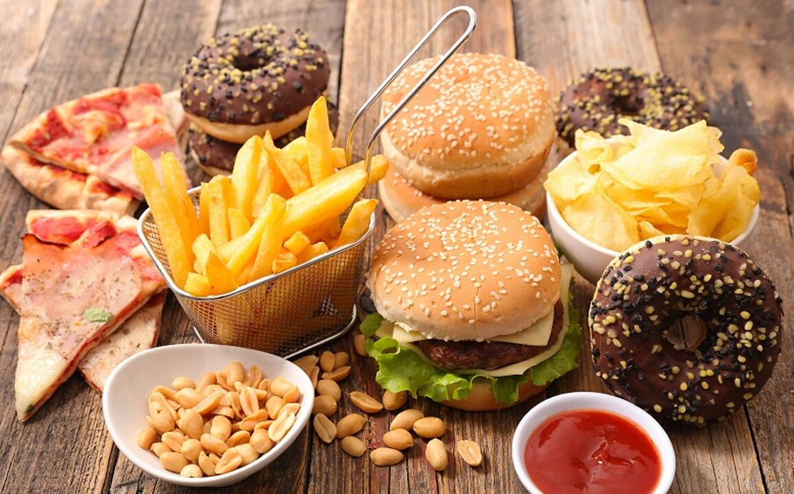 Nella dieta giapponese sono vietati dolci e fast food.